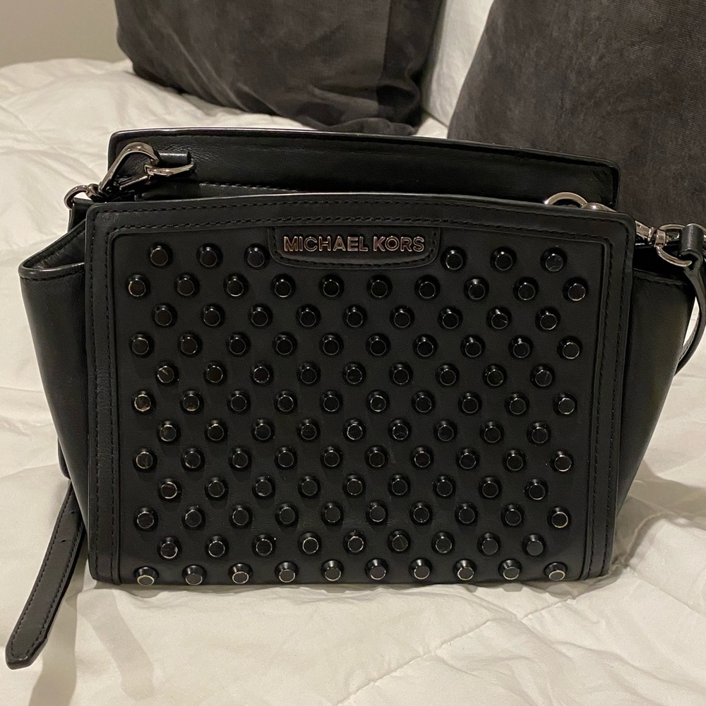 Limited Edition Michael Kors Selma Stud Crossbody